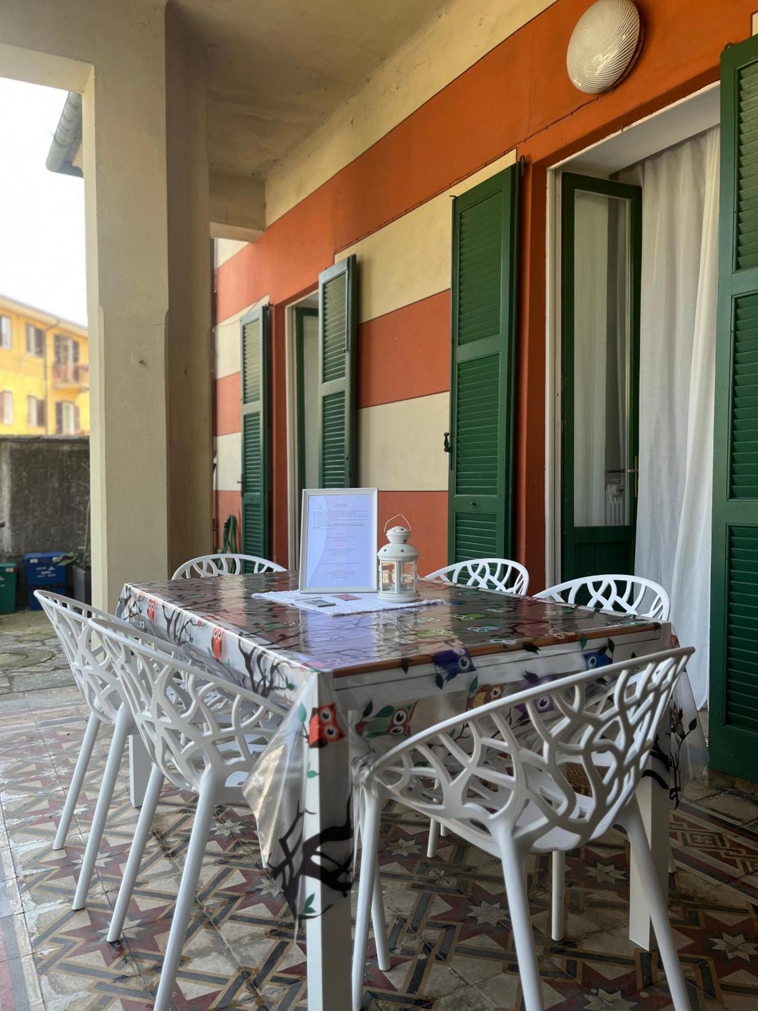 V&C Home Rental Specialist Appartamenti Fronte Lago Maggiore Germignaga エクステリア 写真